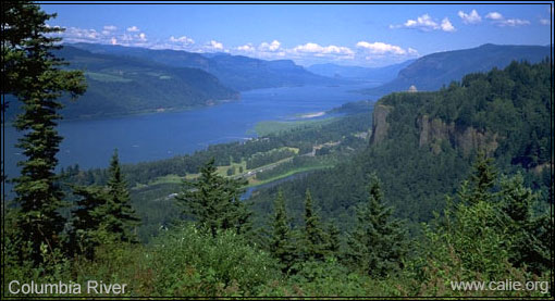 COLUMBIA RIVER PHOTOGRAPH COLOR