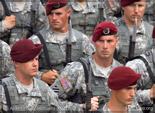 US PARATROOPERS
