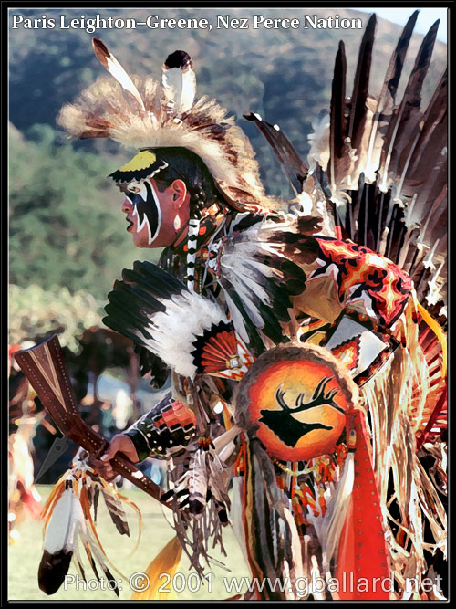 HIGH-RESOLUTION POWWOW REGALIA PICTURE LOADING...