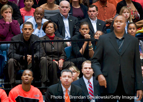 OBAMA FAMILY PHOTO