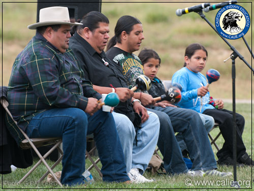 VIEJAS BIRD SINGERS SINGING